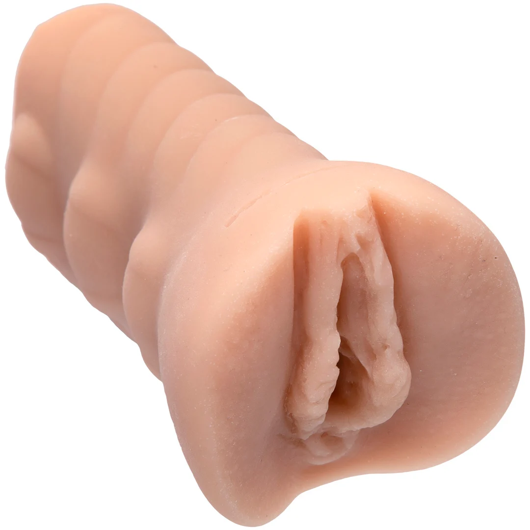 Masturbator w kształcie pochwy z żebrowanym wnętrzem – ULTRASKYN Pocket Pussy - obrazek 4