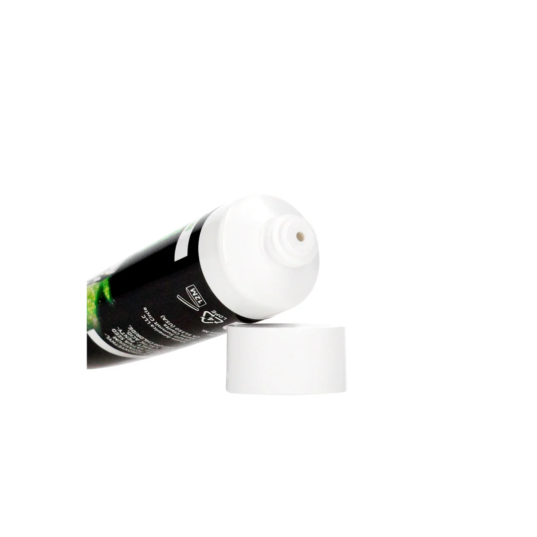 Lubrykant na bazie wody z aktywnym CBD (kannabidiolem), testowany dermatologicznie, bezzapachowy i bez smaku, 25 ml, Fist It by Shots - obrazek 3