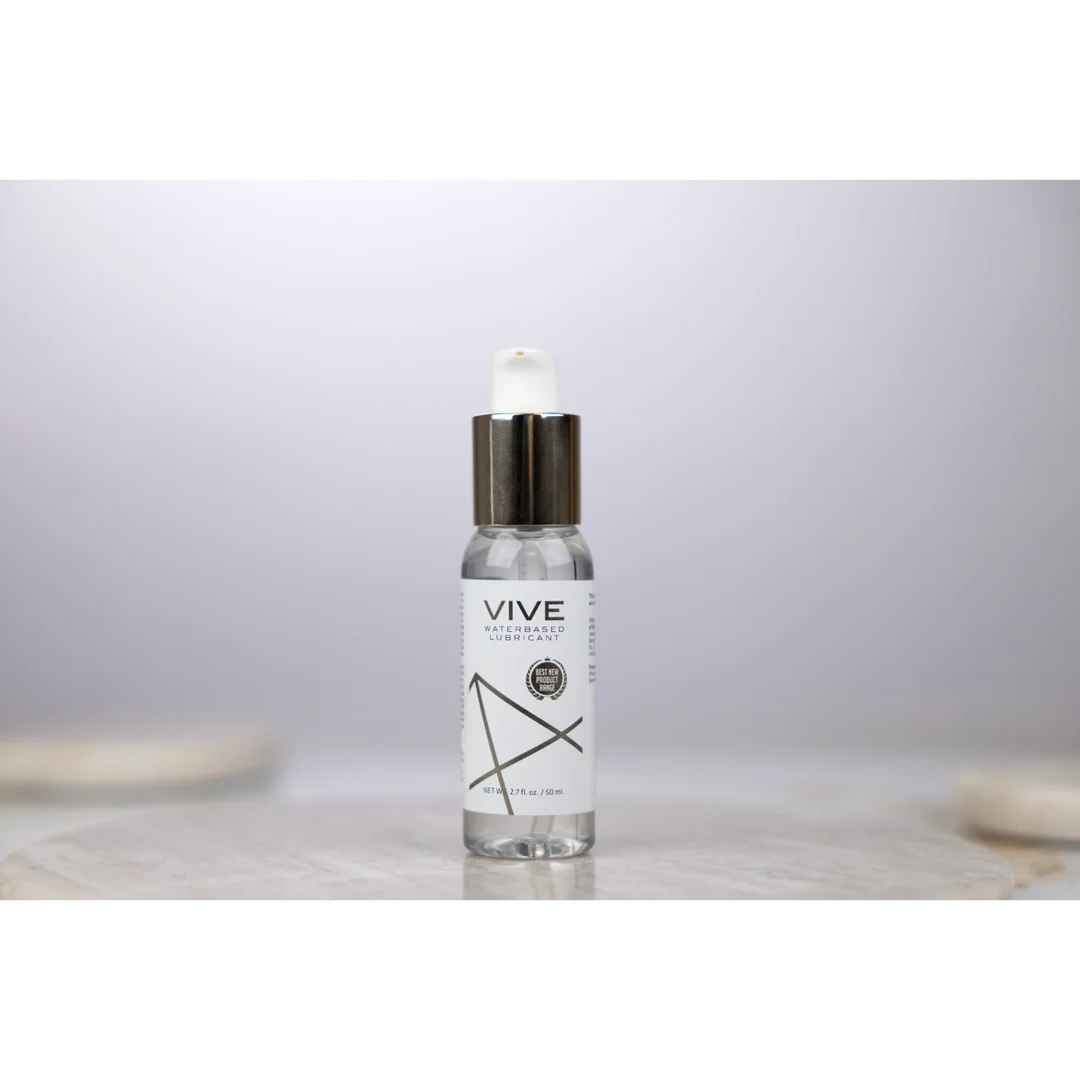 Lubrykant na bazie wody, przebadany dermatologicznie i odpowiedni do stosowania z prezerwatywami lateksowymi, bezzapachowy i bez smaku, 50 ml, VIVE by Shots - obrazek 2