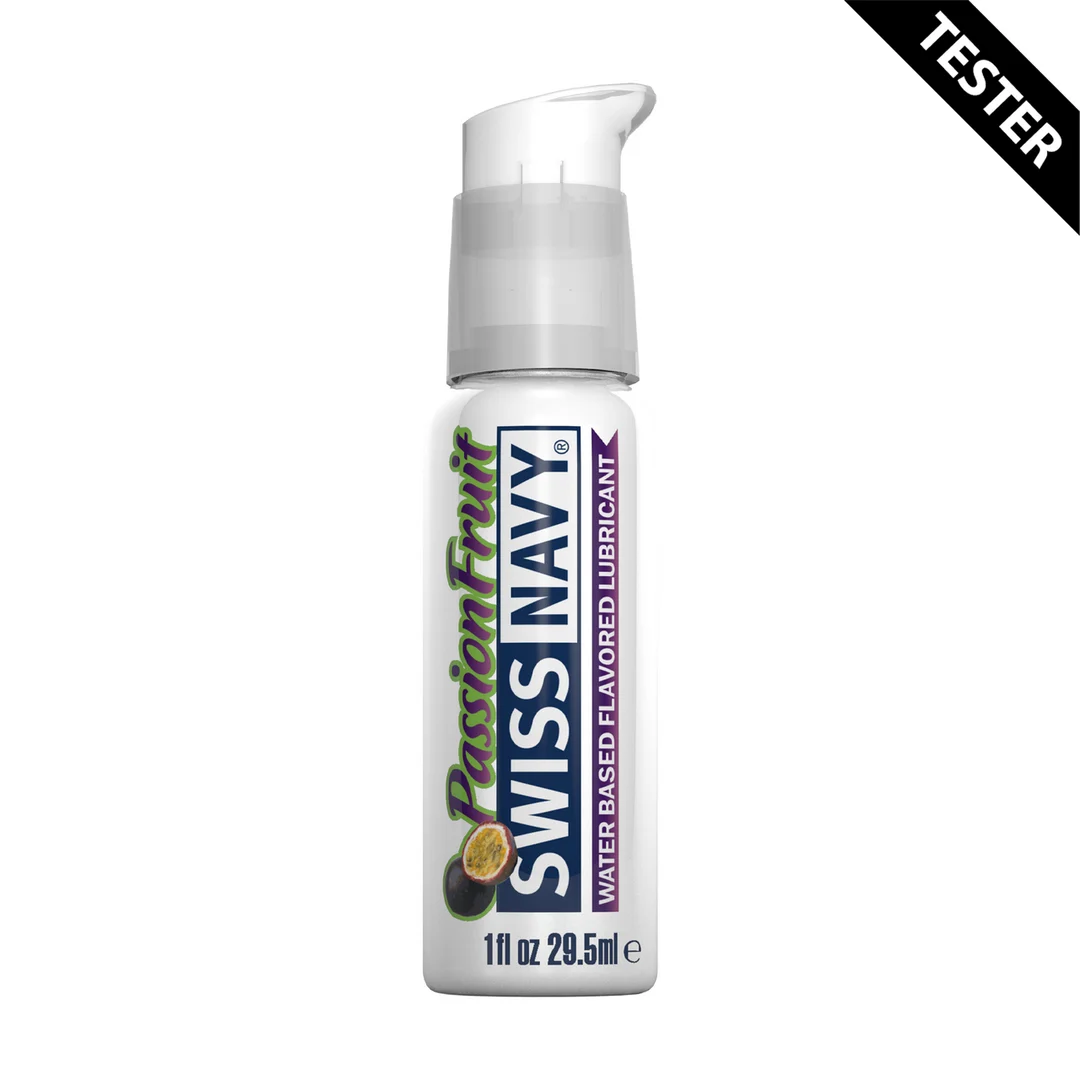 Lubrykant smakowy – jadalny żel na bazie wody w szczelnej butelce idealnej w podróży – Marakuja – 30 ml – Swiss Navy - obrazek 1